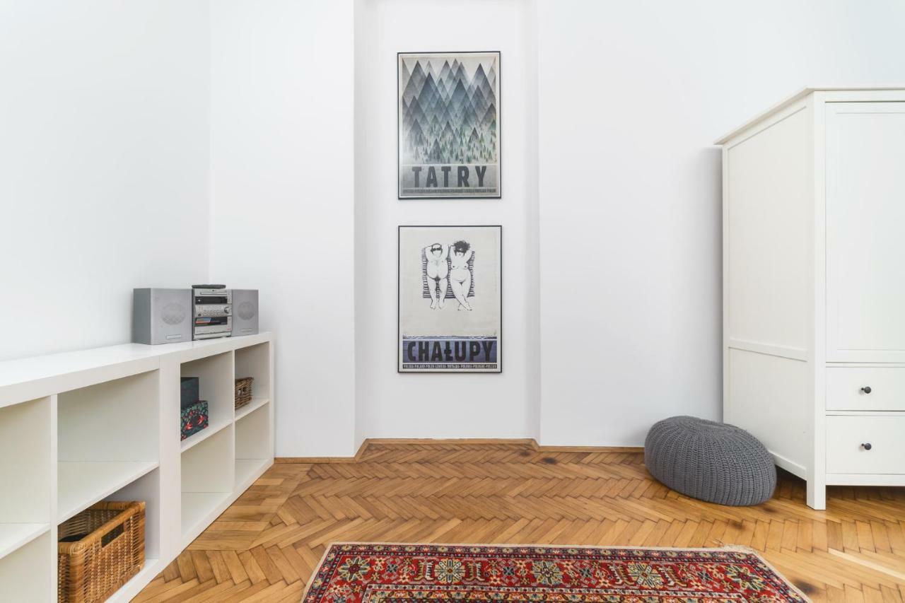 Apartment Two Separate Bedrooms,10 Min Walk To The Center By Homeclick